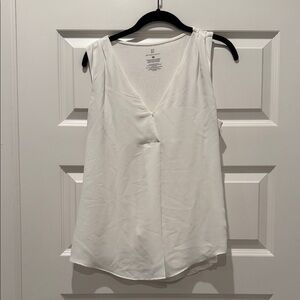Elegant White Sleeveless Top